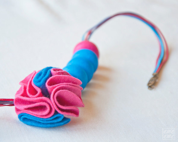 Resin Necklace - Blue And Magenta Resin Beads And Felt Flower - Neon - Statement Jewelry - Lucite Necklace