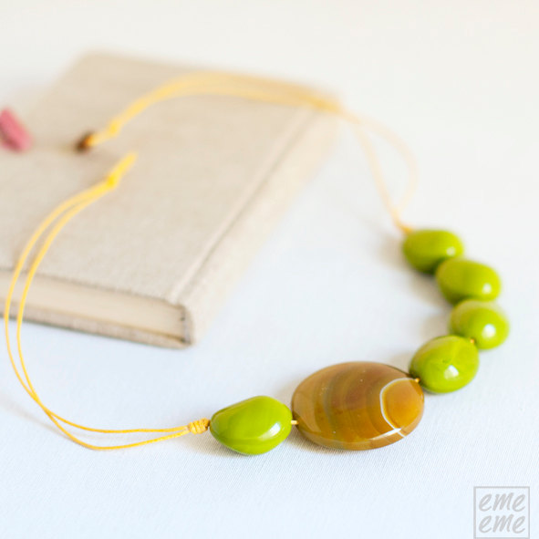 Green Beads Necklace - Green Glass Beads And Agate Coin Bead - Rope Jewelry - Statement Jewelry